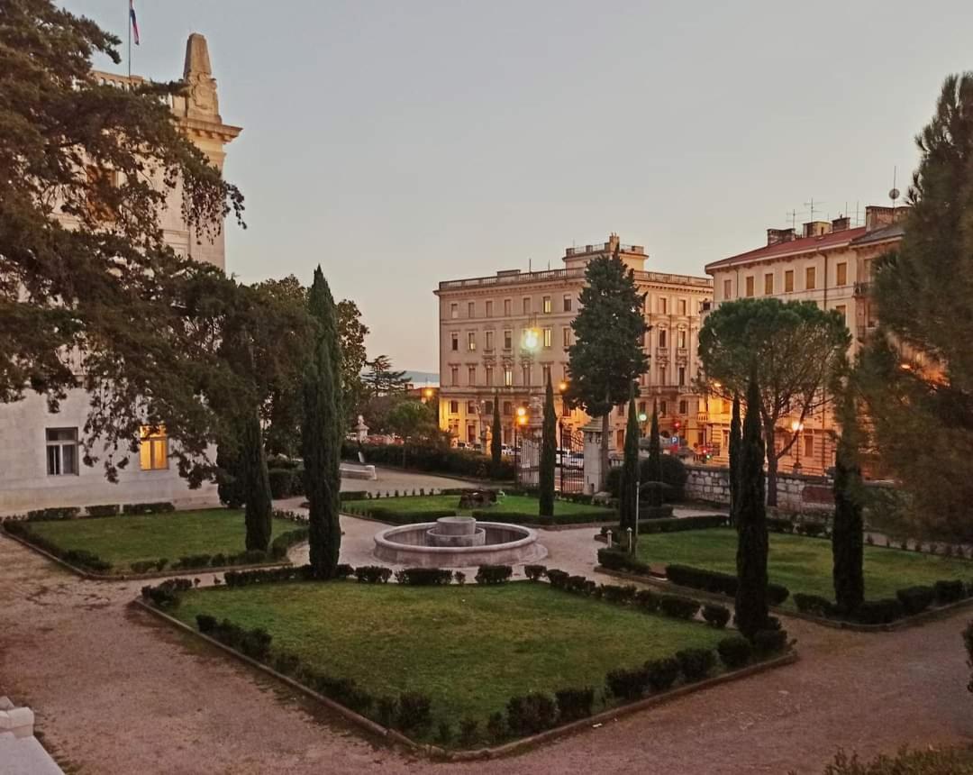 Patrick Apartment Rijeka Bagian luar foto